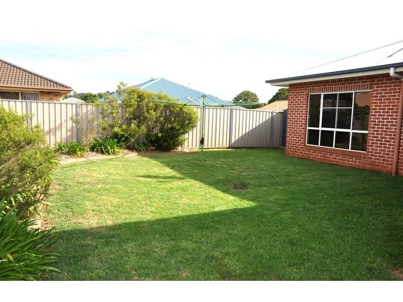 142 Spring Street, Middle Ridge QLD 4350