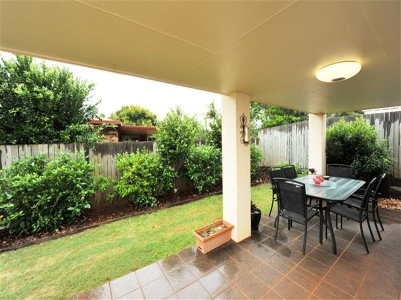 13 Hinchliffe Drive, Kearneys Spring QLD 4350
