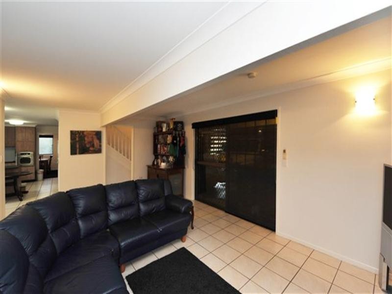 275 Mackenzie Street, Centenary Heights QLD 4350