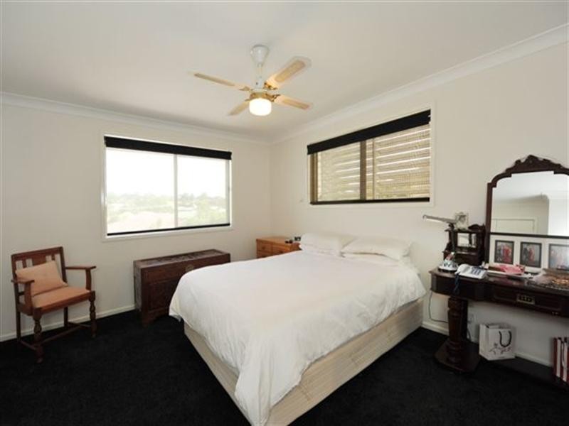 275 Mackenzie Street, Centenary Heights QLD 4350