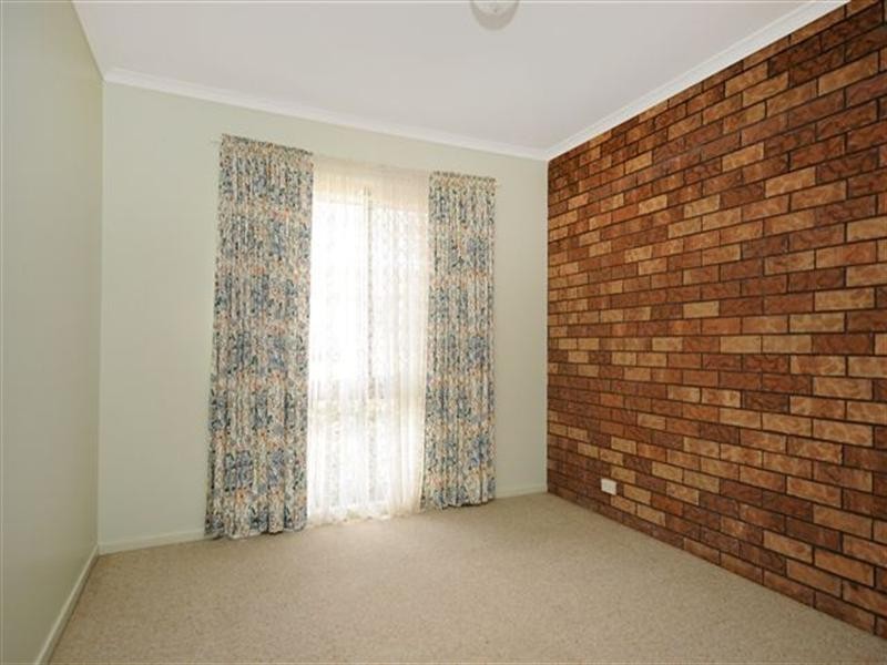 Unit 9, 301 Bridge Street, Newtown QLD 4350