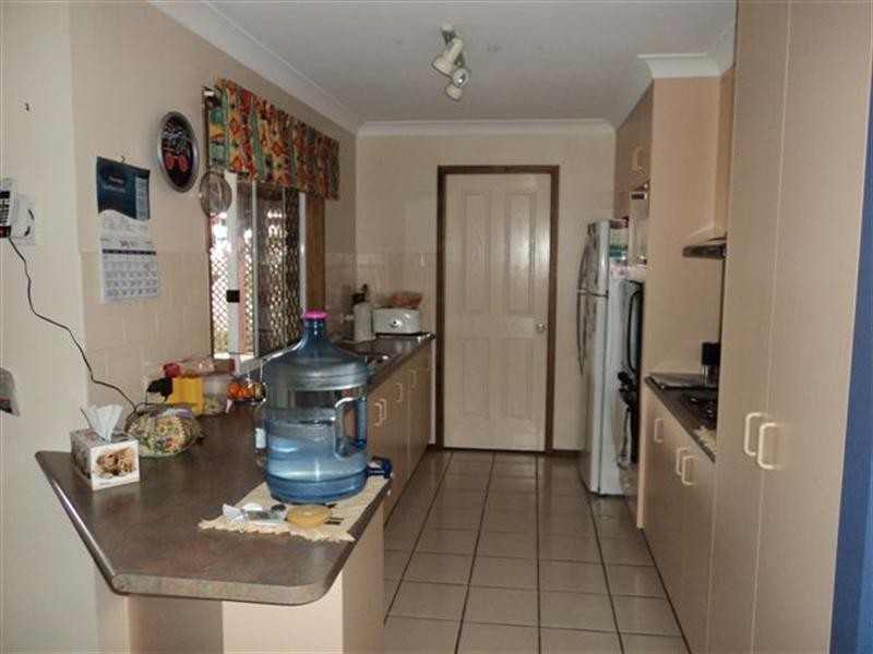 10 Bernborough Court, Glenvale QLD 4350