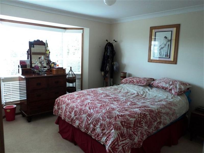 10 Bernborough Court, Glenvale QLD 4350