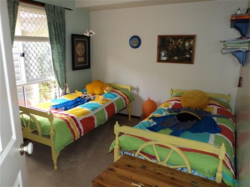 10 Bernborough Court, Glenvale QLD 4350