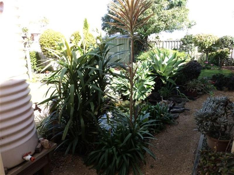 10 Bernborough Court, Glenvale QLD 4350