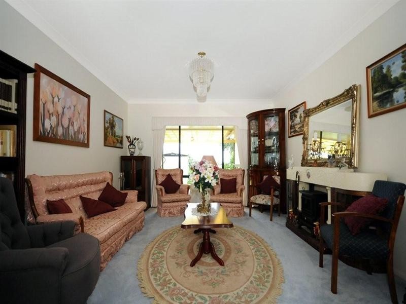 19 Glen Eagles Drive, Middle Ridge QLD 4350