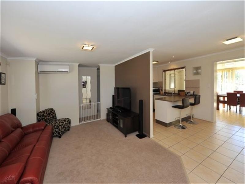 13 Beechcraft Court, Wilsonton QLD 4350