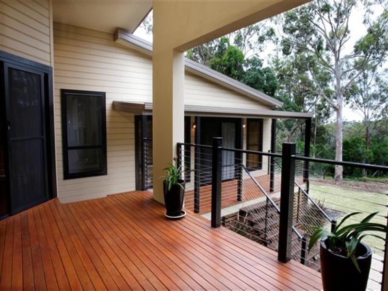 6 Holly Avenue, Highfields QLD 4352