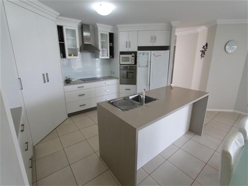 8 Nioka Drive, Highfields QLD 4352
