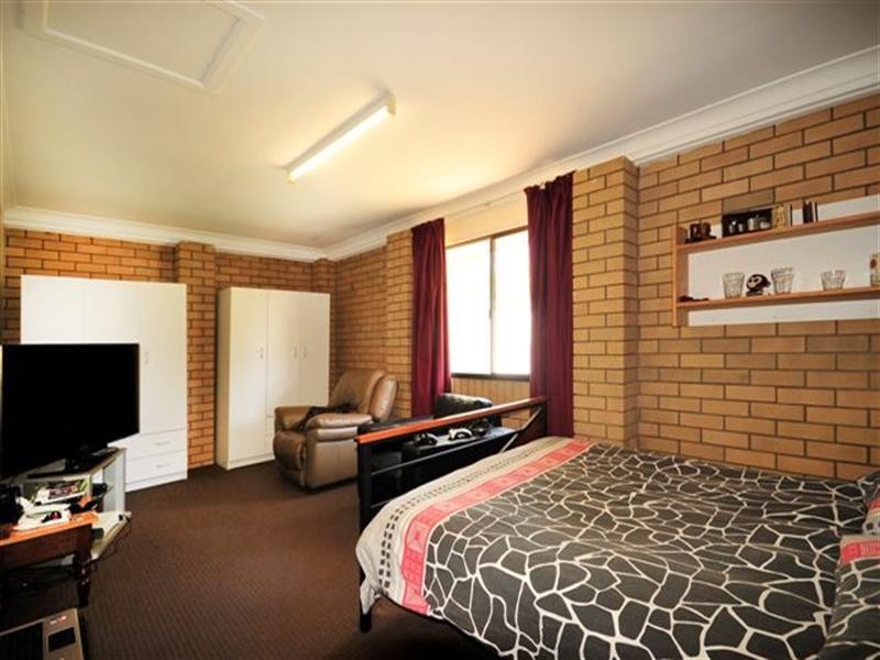 3 Kookaburra Court, Glenvale QLD 4350