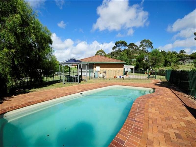 3 Kookaburra Court, Glenvale QLD 4350