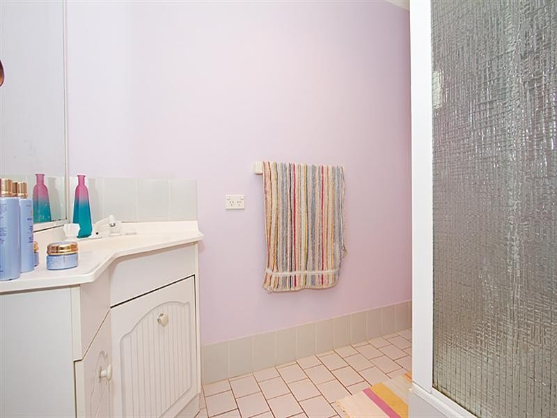 326 Spring Street, Kearneys Spring QLD 4350