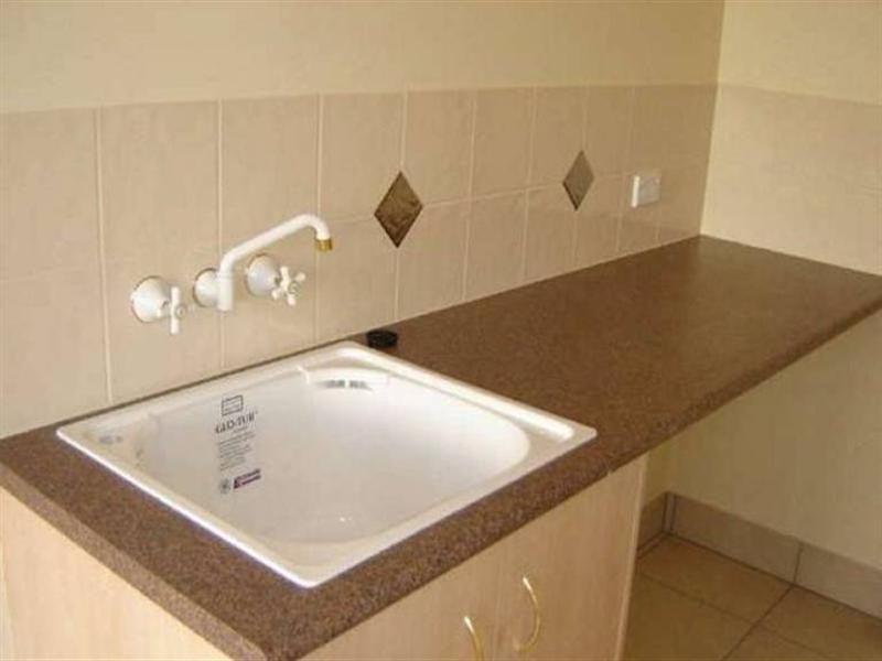 37 Hinchcliffe Drive, Kearneys Spring QLD 4350