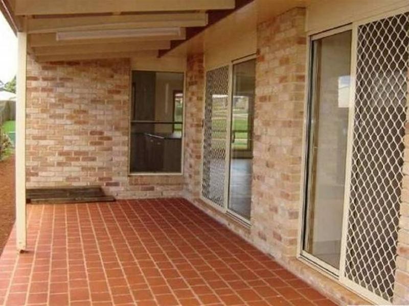 37 Hinchcliffe Drive, Kearneys Spring QLD 4350