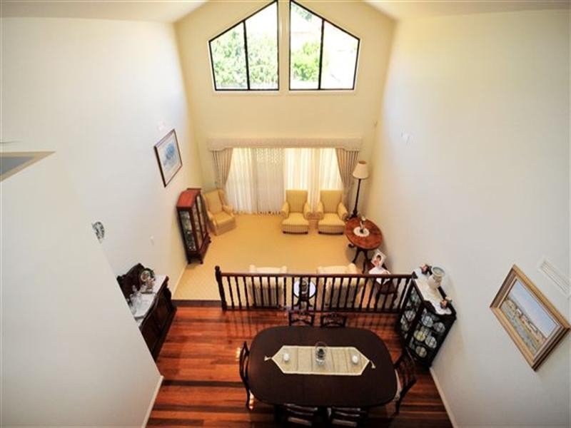 6 Spring Garden Court, Middle Ridge QLD 4350