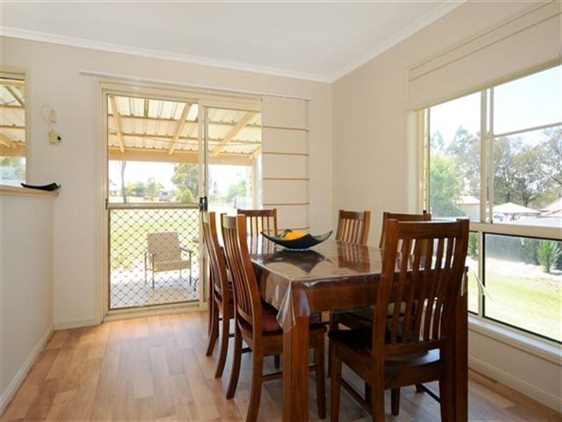 7 Neville Street, Meringandan West QLD 4352