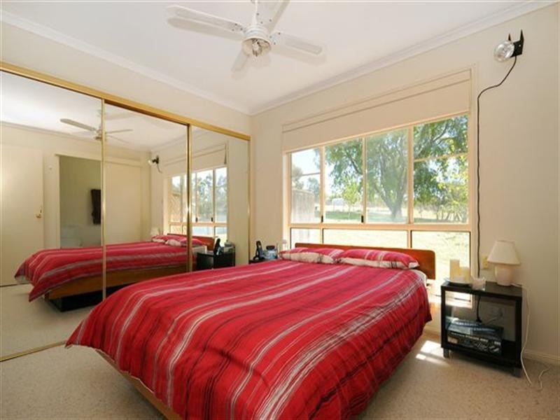 7 Neville Street, Meringandan West QLD 4352