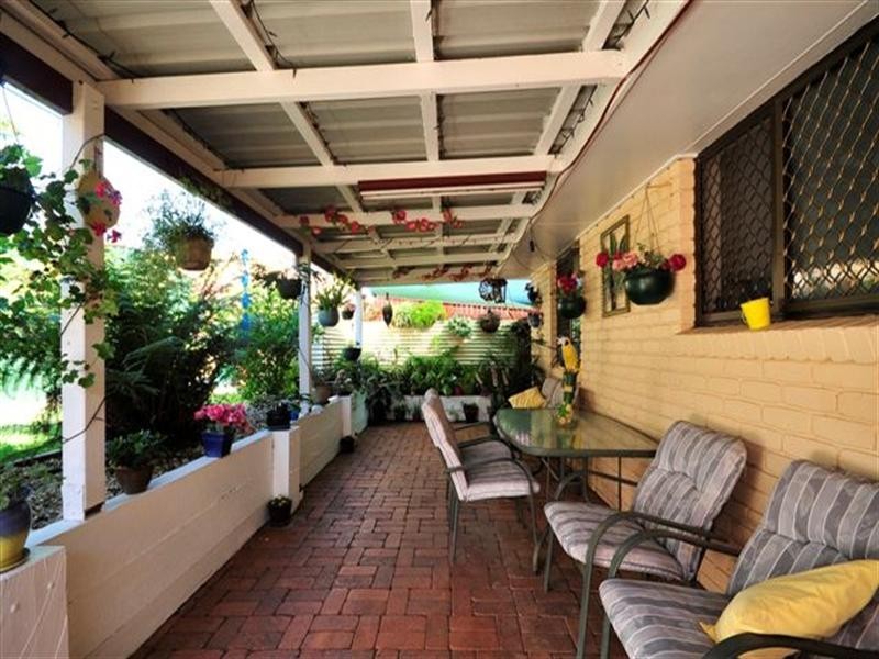 28 Champagne Crescent, Wilsonton Heights QLD 4350