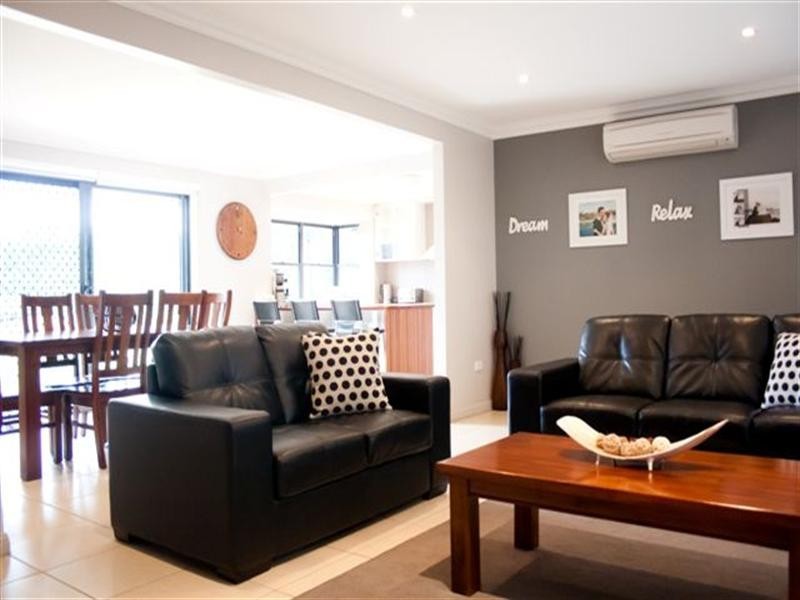 26 Hinchcliffe Drive, Kearneys Spring QLD 4350