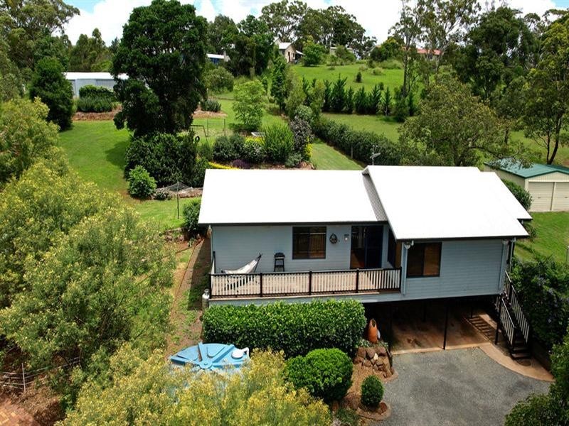 9 Parkway Drive, Highfields QLD 4352