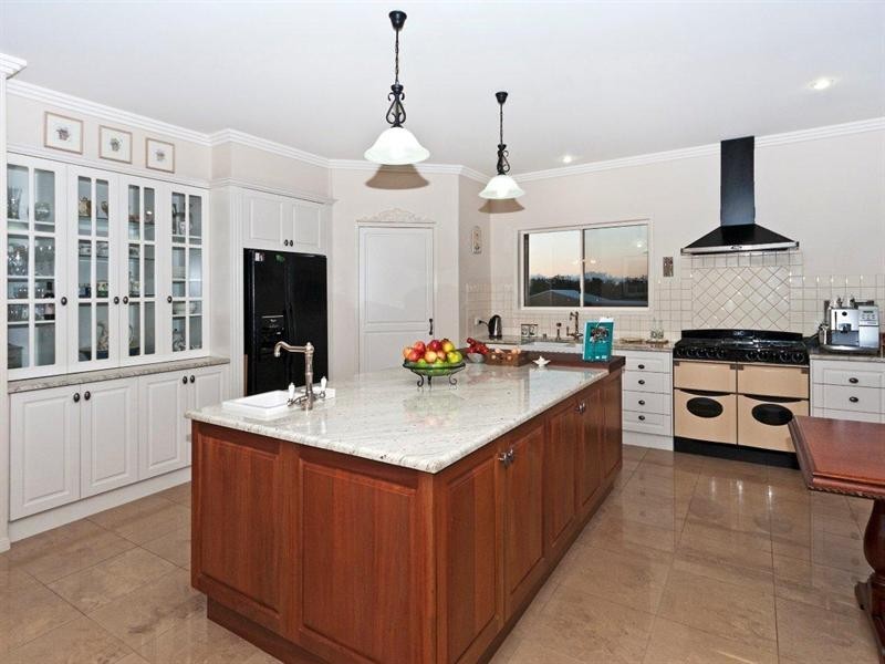 116 Church House Road, Ravensbourne QLD 4352