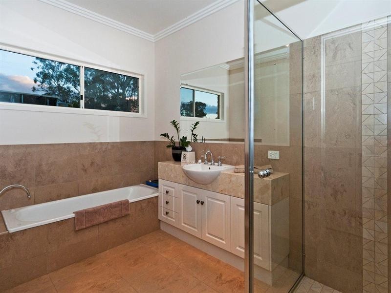 116 Church House Road, Ravensbourne QLD 4352