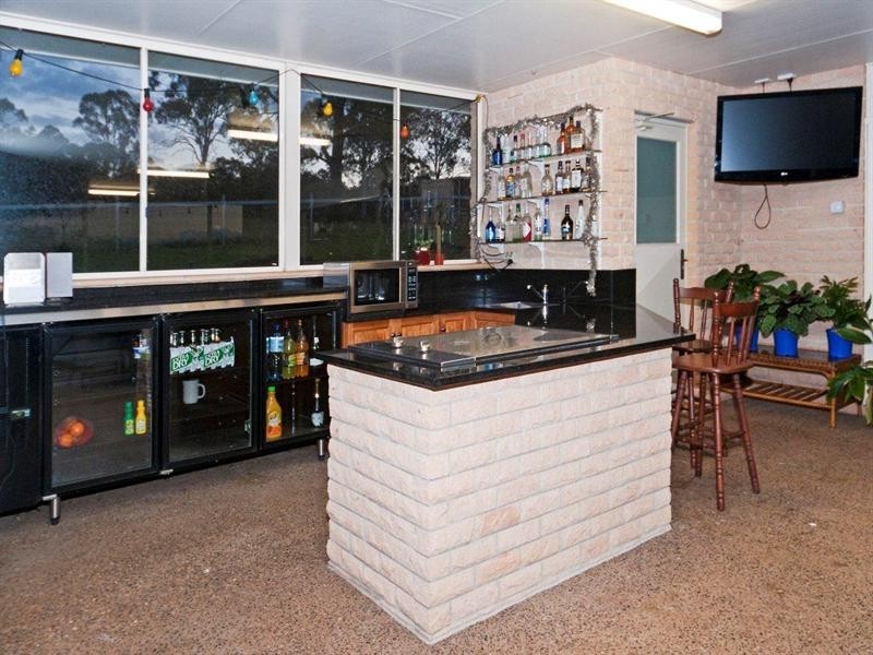 116 Church House Road, Ravensbourne QLD 4352