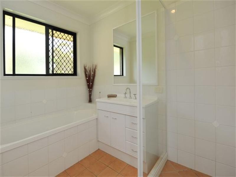 13 Rangeview Drive, Top Camp QLD 4350