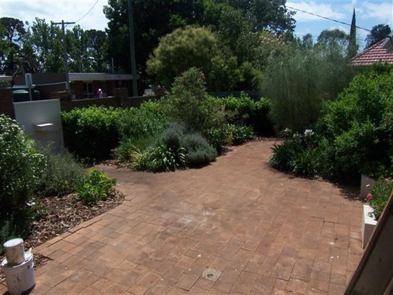2A Gilbert Street, Toowoomba City QLD 4350