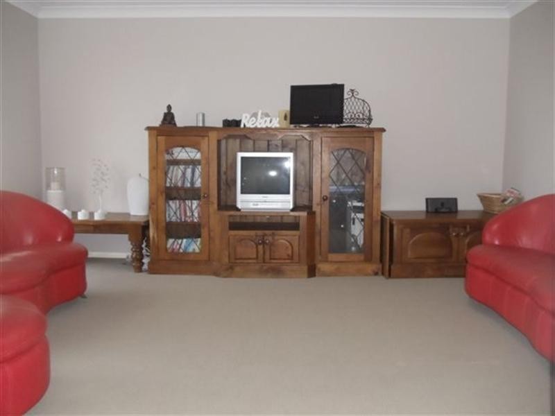 17 Edwin Street, Westbrook QLD 4350