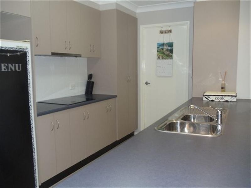 17 Edwin Street, Westbrook QLD 4350