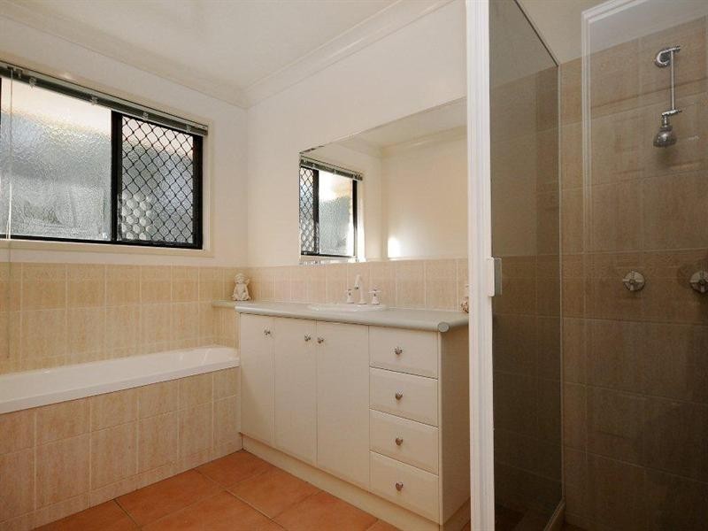 12 Glenmorgan Court, Glenvale QLD 4350