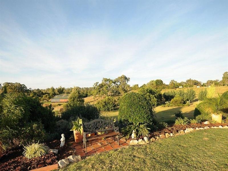 12 Glenmorgan Court, Glenvale QLD 4350