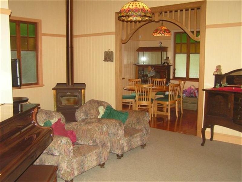 16 Dodd Street, Newtown QLD 4350