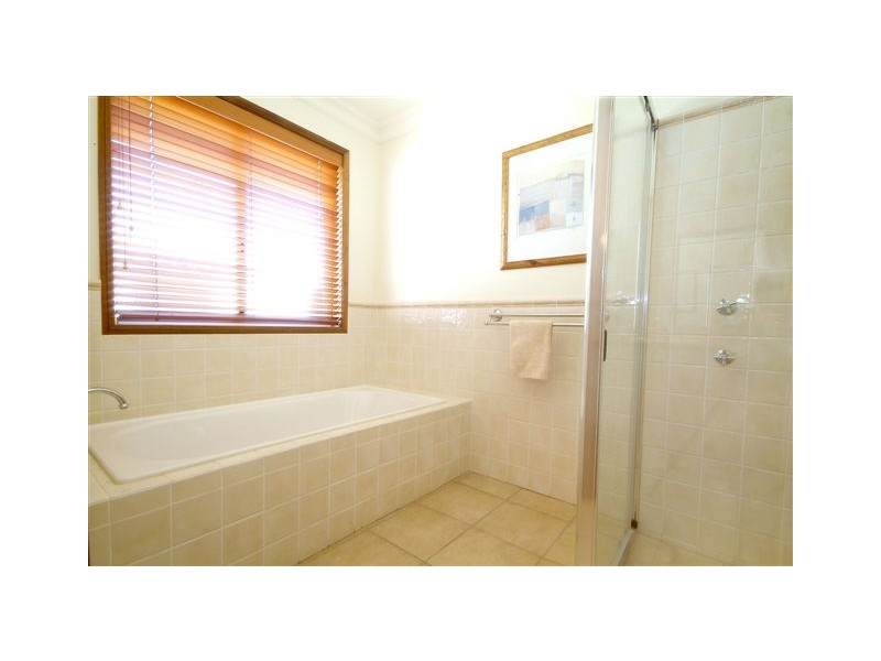 349 Ramsay Street, Middle Ridge QLD 4350