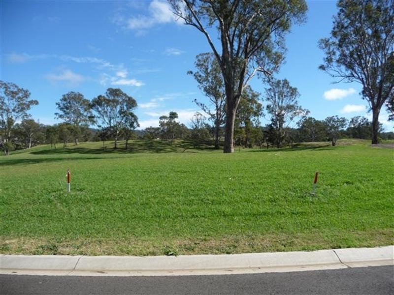 5 Carinya Drive, Hodgson Vale QLD 4352