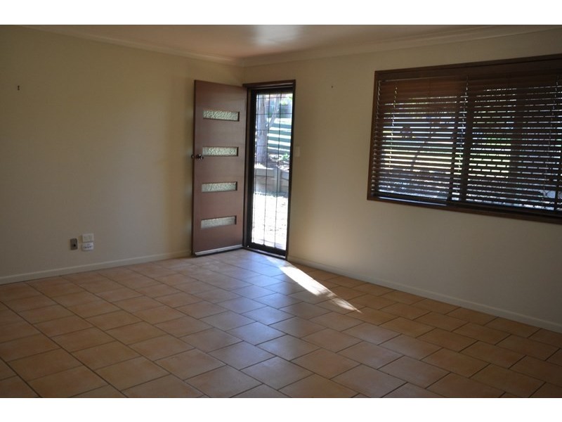 14 Agnes Street, Centenary Heights QLD 4350