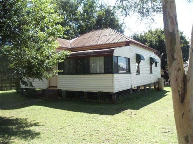 249 Bridge Street, Toowoomba QLD 4350