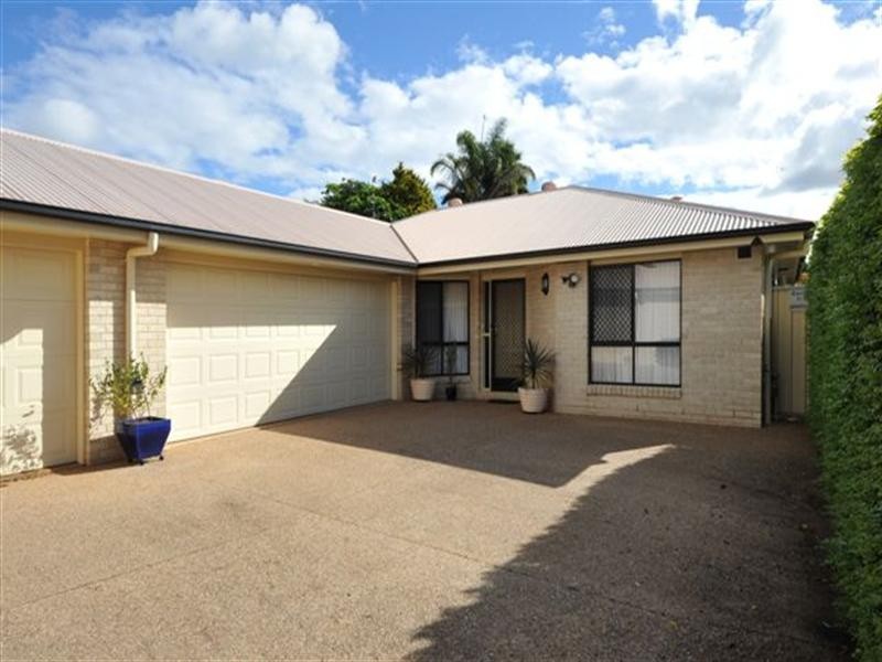 Unit 2, 5 Leichhardt Street, Centenary Heights QLD 4350