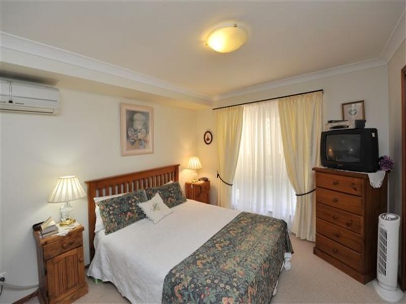 Unit 2, 5 Leichhardt Street, Centenary Heights QLD 4350