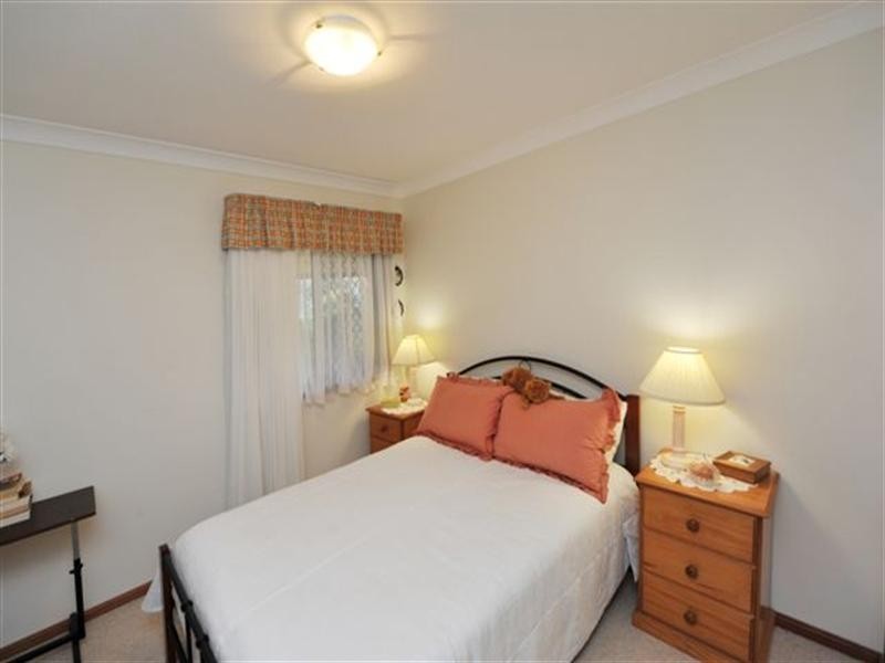 Unit 2, 5 Leichhardt Street, Centenary Heights QLD 4350