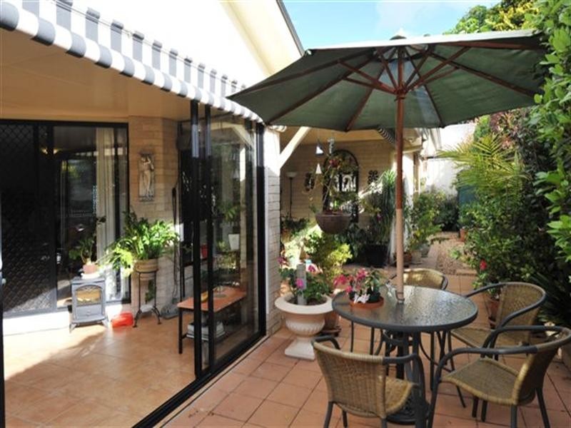 Unit 2, 5 Leichhardt Street, Centenary Heights QLD 4350