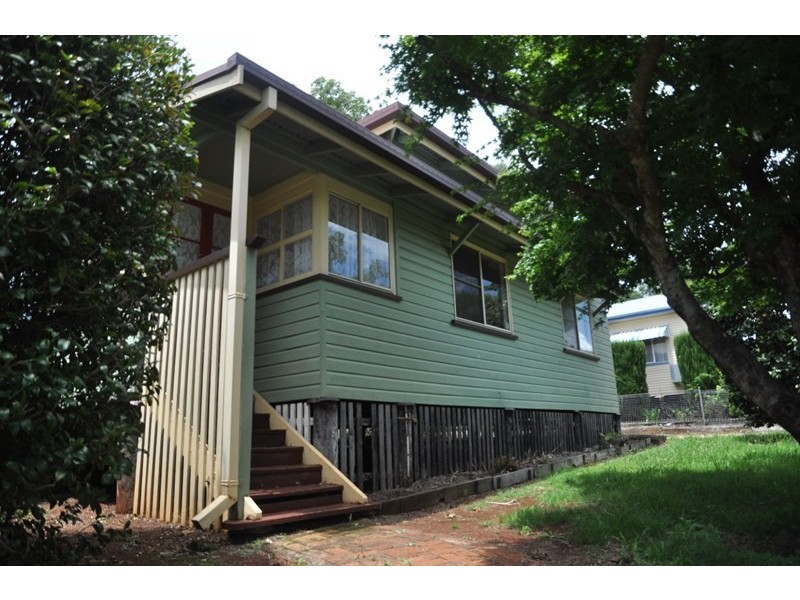 9 Boland Street, North Toowoomba QLD 4350