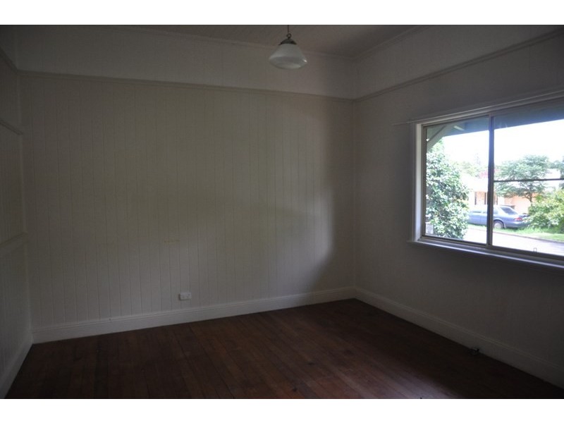 9 Boland Street, North Toowoomba QLD 4350