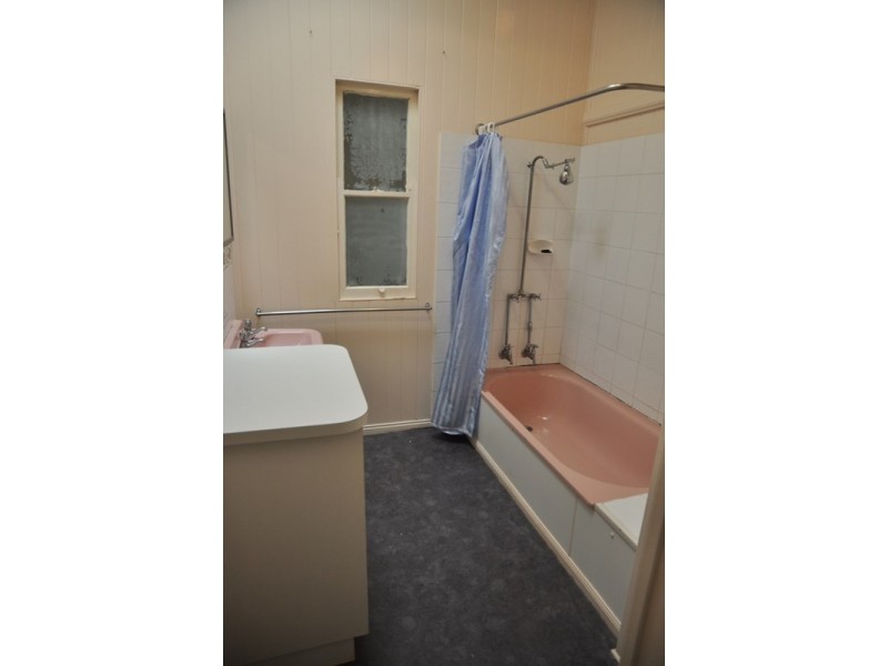 9 Boland Street, North Toowoomba QLD 4350