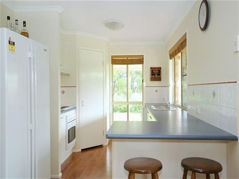 26 Kennedy Street, Cabarlah QLD 4352