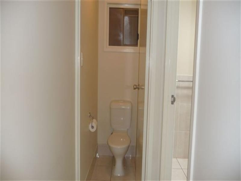 Unit 2, 72 Ramsay Street, Centenary Heights QLD 4350