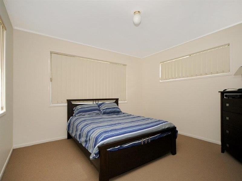379 Hume Street, Kearneys Spring QLD 4350