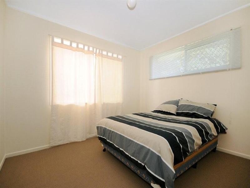 379 Hume Street, Kearneys Spring QLD 4350