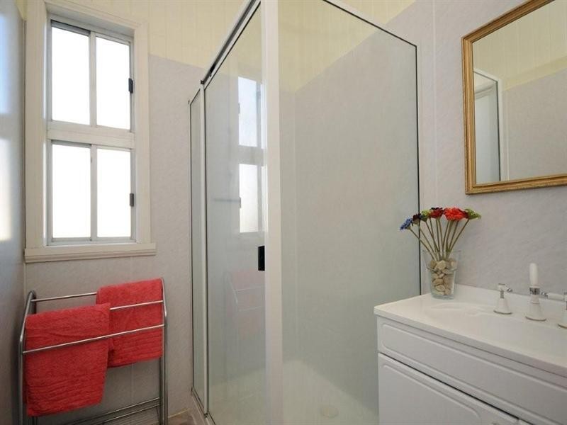 8 Eton Street, East Toowoomba QLD 4350